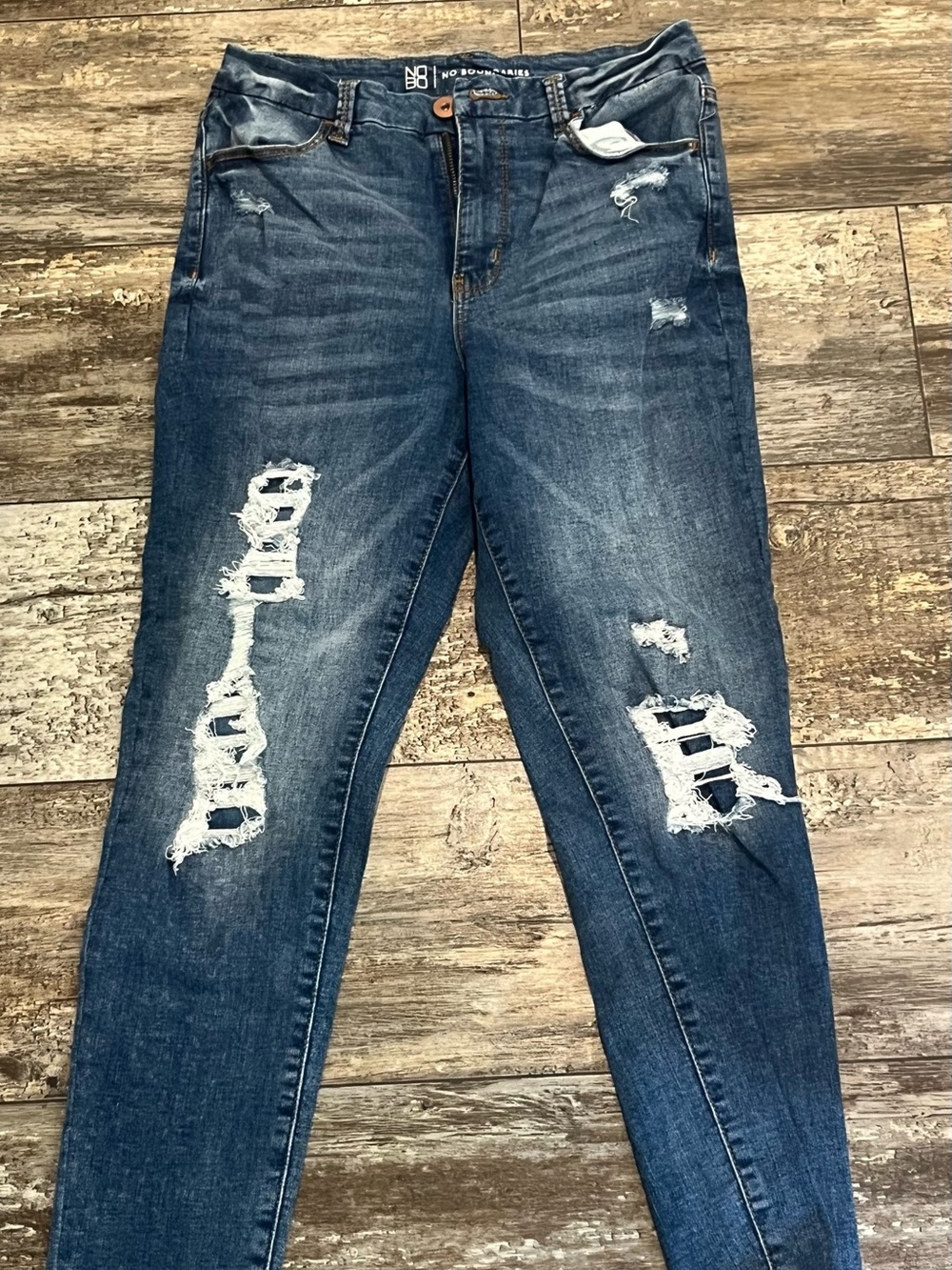 No Boundaries Women's Ripped Skinny Jeans - Blue